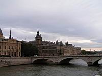 Paris, Le Chatelet (1)